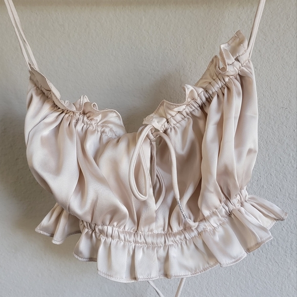 Rare Intimately Free People Satin Ruffle Trimming Open Back Top - Picture 4 of 5